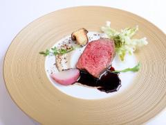 これぞ大人の地下空間！ 表参道に誕生した魅惑のフレンチ＆ワインバー『L´Evol（レヴォル）