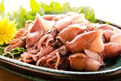 材料3つだけの簡単レシピ 旨みたっぷり「ほたるいかのマリネ」