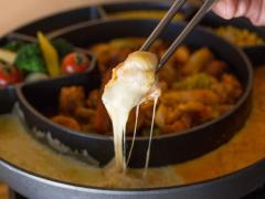 神田に「カスタムチーズタッカルビ」が名物の新名所！ とろ〜りチーズと名古屋コーチンが