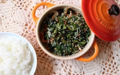 5分で完成！ ミネラルたっぷり「青菜と乾物の手作りふりかけ」【今日の時短ごはん Vol.64】