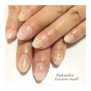 オフィスネイルでもう迷わない♡旬を取り入れた上品ネイル