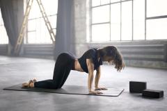 ヒップアップ効果が一気に倍増！大殿筋を使えるようになるストレッチ