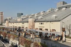 ジン好きの祭典“ジンフェスティバル”初開催、国内外のジンをシーサイドで外飲み