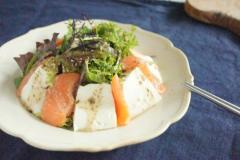 おいしく食べ痩せ！ダイエットに◎豆腐が主役のごちそうサラダ