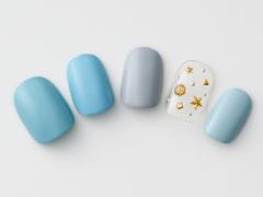 夏ネイル 簡単40選｜派手め？単色？自分できるセルフネイル・フットネイルデザイン集 |