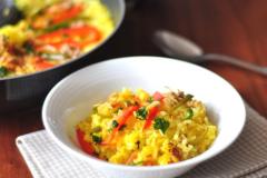 アサリやエビがなくてもOK！ 常備食材でできる「ツナと桜エビの簡単パエリア」