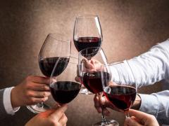 いよいよ開幕！ サッカーW杯をもっと楽しく観戦できる、プロ厳選の「ワイン」あれこれ