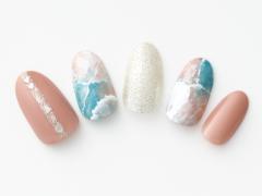 【365日ネイル】波打ち際を思わせるニュアンス美人なアートの夏ベージュネイル |