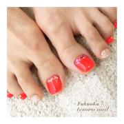 コレでおしゃれ度ワンランクアップ♡ この時期したいフットネイル - LOCARI（ロカリ）