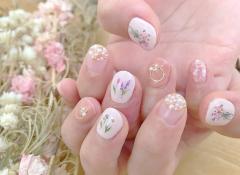 華やかさと美しさを際立てる♡おすすめパールネイル8選 - LOCARI（ロカリ）