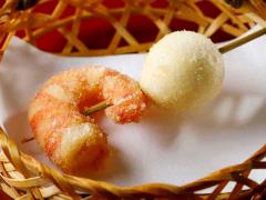 変幻自在な「おまかせコース」で食通を魅了。研ぎ澄まされた料理人の”感覚”を麻布十番