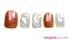 美しくなめらかな輝きが、存在感を放つ「オーロラ」ネイル | マキアオンライン（MAQUIA ONL