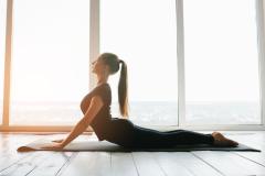 そのストレッチじゃ意味ないかも！？ポイント3つと簡単お腹ストレッチ