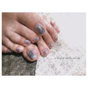 おしゃれは足元から♡魅力的なニュアンスフットネイル -