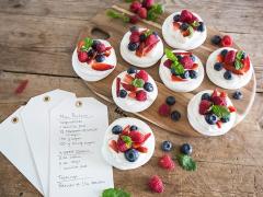 小麦粉不使用！おしゃれなメレンゲケーキ「パブロバ」のレシピ -