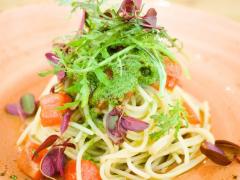 今注目の進化系「玄米料理」のウマさに驚愕！ ガッツリ食べても超健康的という理想食ブー