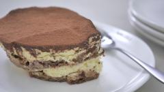 大人が喜ぶお酒入りデザート♡イタリア生まれ「ザバイオーネ」のレシピ -