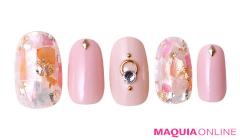 万華鏡みたいな輝きの「シェルネイル」で、女っぷりも気分もUP！ | マキアオンライン（MA