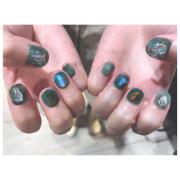 猛暑が続く今夏は「ヒーリングネイル」がおすすめ♡ -