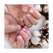 韓国のおしゃれさんからの熱い支持♡コリアン丸ネイルが可愛い -