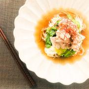 鶏ガラスープの素で簡単！美味しいヘルシー「豚しゃぶそうめん」【柏原歩のトレンドレシ