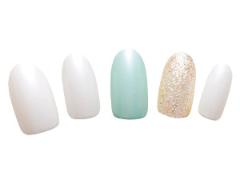 緑ネイルデザイン33選｜流行の兆しの緑！周りと差がつくおしゃれなデザイン集 |