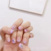 おしゃれさん必見♡リーフホロネイルがきています！ -