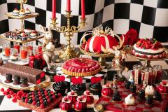 アリスとハロウィーン・トリックの世界に迷い込む、ヒルトン東京の新デザートビュッフェ