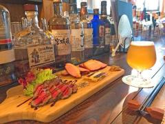 醸造長は23歳ビール女子！ 自家製「燻製ビール」と燻製料理のマリアージュで、ビール観が