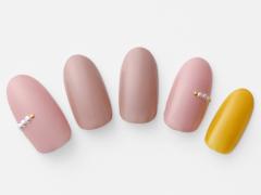 【365日ネイル】台風一過の青空に映える“明るめくすみカラー”で上品オータムネイルに