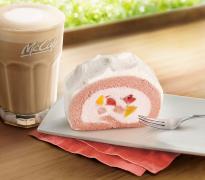 マックカフェ「いちご＆もも贅沢ロールケーキ」がレギュラーメニュー化 - ビューティーガ
