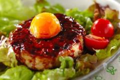 トロッとした黄身が濃厚！「冷凍卵」の月見つくね