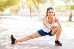 股関節の柔軟性アップ！下半身をスッキリさせる快感ストレッチ♡