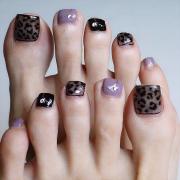 プチプラトップコートが活躍！ 初秋におすすめのシースルーネイル【ギ☆のセルフネイル手