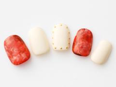 【365日ネイル】軽さのある秋モードネイル…パッと目を引くテラコッタ×アイボリーネイル