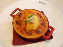 美食の街で再現！ 本場のリヨン郷土料理が味わえるフレンチレストラン『ルグドゥノム・ブ