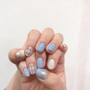 秋ネイルにぴったり♡コリアンチェックネイルがツボ過ぎる -