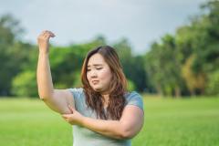 二の腕が年々太くなっていくのは、なぜ？ - ビューティーガール