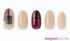 色っぽさと強さをあわせ持つ、凛と美しい「千鳥格子」ネイル | マキアオンライン（MAQUIA