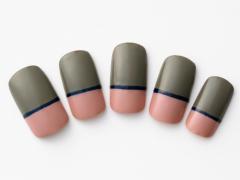 セルフで楽しむフレンチネイル｜初心者でも簡単♪秋っぽデザイン、丸フレンチ、マニキュ