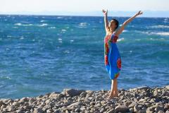 首や肩が動きづらいのは「猫背」のせい？『姿勢矯正ヨガポーズ！』 - ビューティーガール