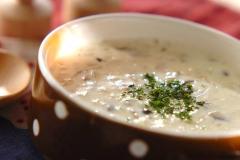 こっくり濃厚！ 風味豊かな「キノコのポタージュスープ」 - ビューティーガール