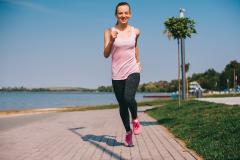 歩き方から生き方が変わる！「一直線歩き」で心も体も引き上げ - ビューティーガール