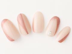 マスキングテープを使ったネイルデザイン9選｜ボーダーやフレンチなど、簡単にできるマス