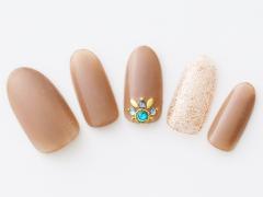 【365日ネイル】ブラウン＆ブルーで奏でる秋晴れに映える“軽やか”秋ネイル |