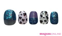 華やかなグリッターの煌きで、レトロヴィンテージな「アニマル柄」ネイル！ | マキアオン