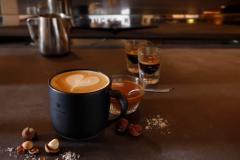 スタバ、15店舗限定「ヘーゼルナッツ プラリネ ラテ」登場 - ビューティーガール