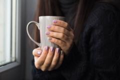 オフィスでデキる！足先・指先の冷えを改善する方法 - ビューティーガール