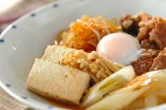 甘辛味が食欲そそる！ ボリューム満点「温泉卵のせ肉豆腐」 - ビューティーガール