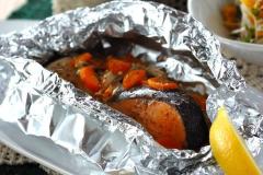 野菜もたっぷりとれる！ 秋の味覚「鮭のバターホイル焼き」 - ビューティーガール